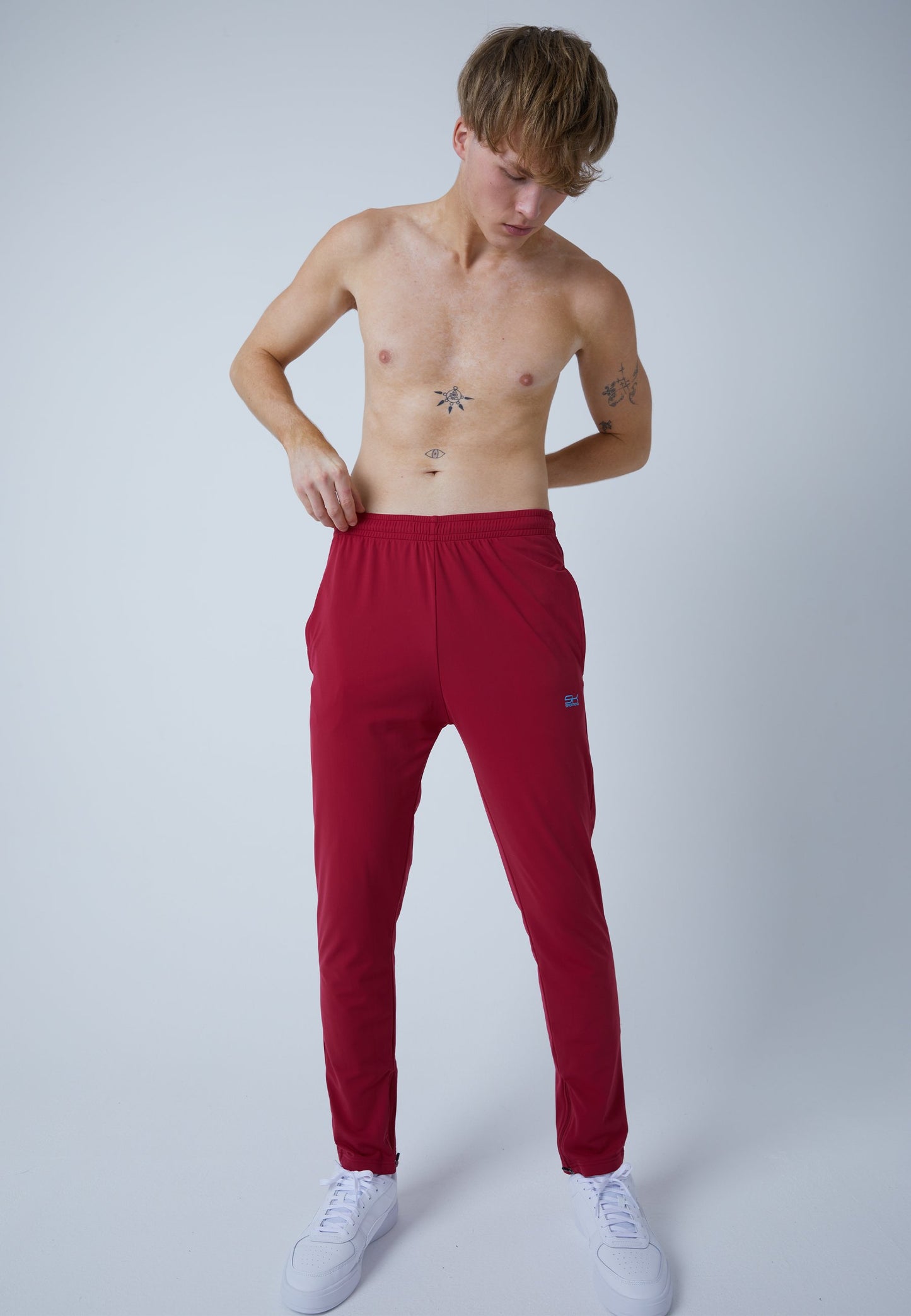 Tennis Trainingshose schmal, bordeaux rot