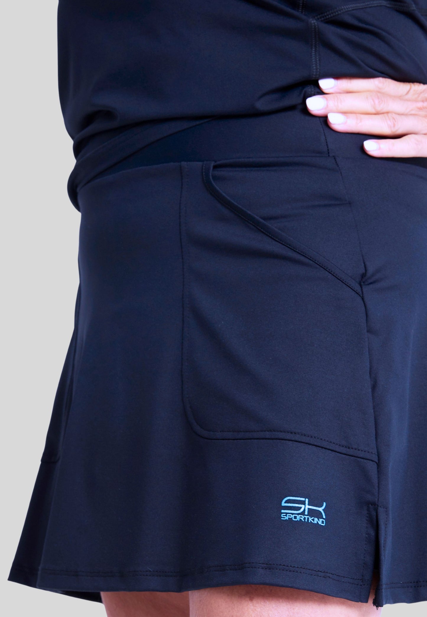 Mädchen & Damen Grace Tennisrock / Skort lang mit Taschen, navy blau von SPORTKIND