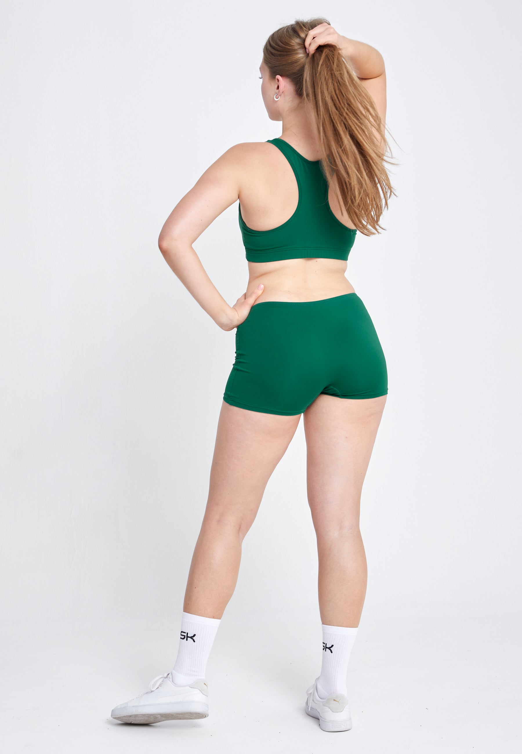 Mädchen & Damen Kurze Tennishose / Ballhose, tannengrün von SPORTKIND