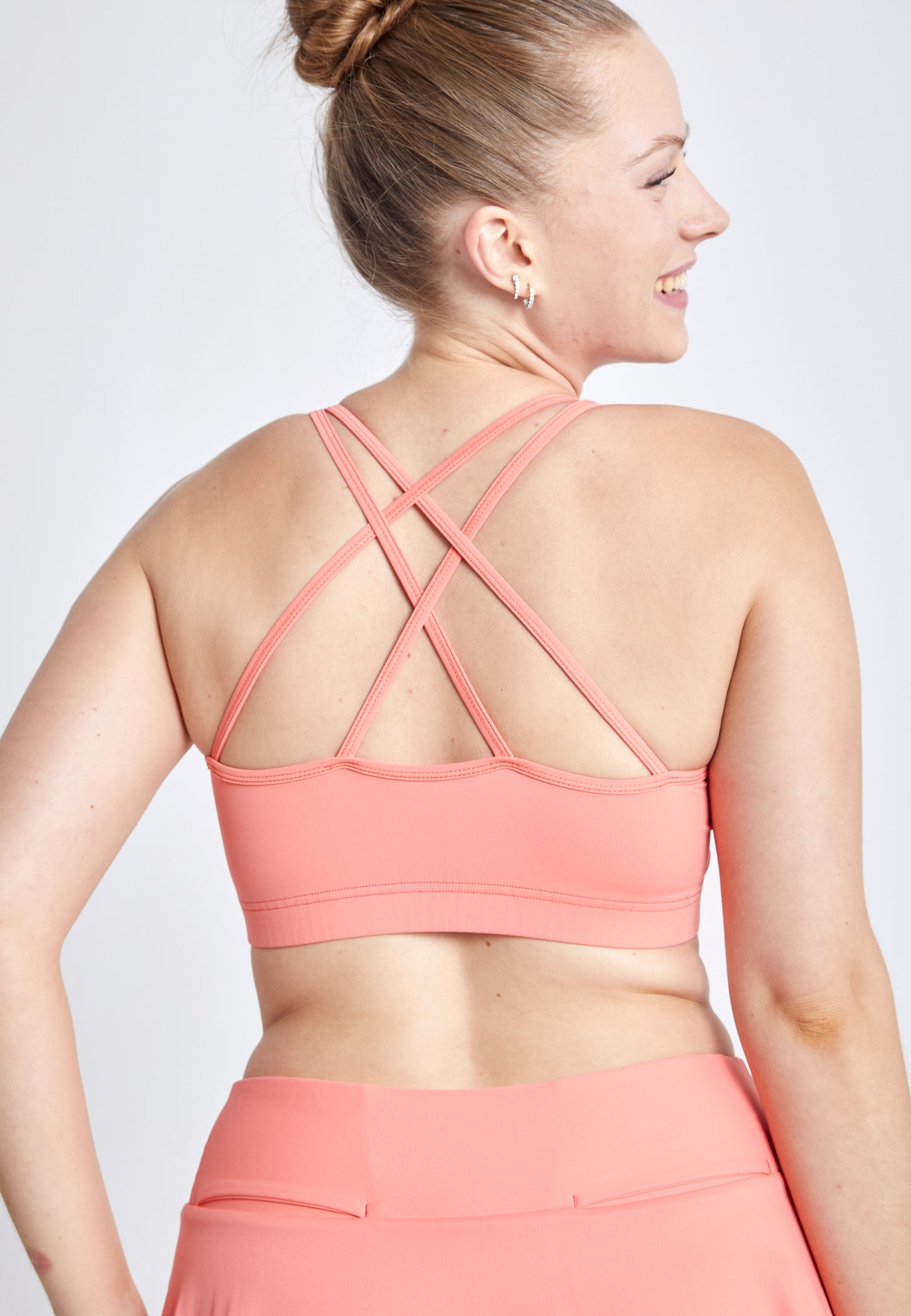 Mädchen & Damen Sport BH gekreuzte Träger, apricot von SPORTKIND