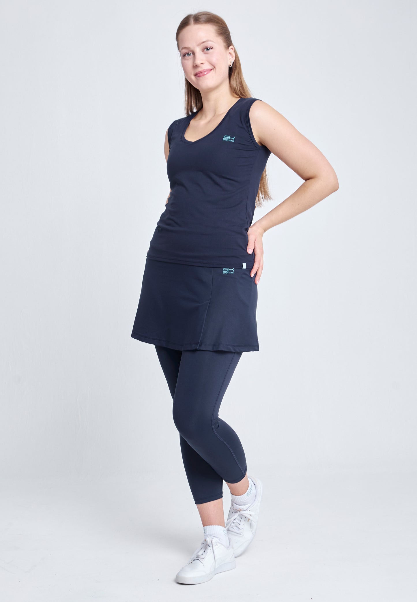 Mädchen & Damen Tennis Loose Fit Tanktop V-Neck, navy blau von SPORTKIND