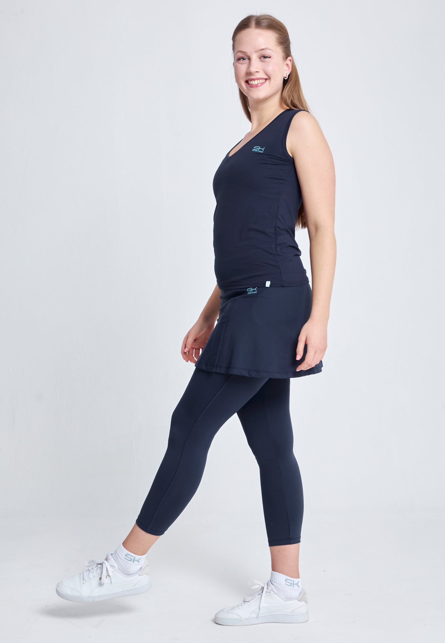 Mädchen & Damen Tennis Loose Fit Tanktop V-Neck, navy blau von SPORTKIND