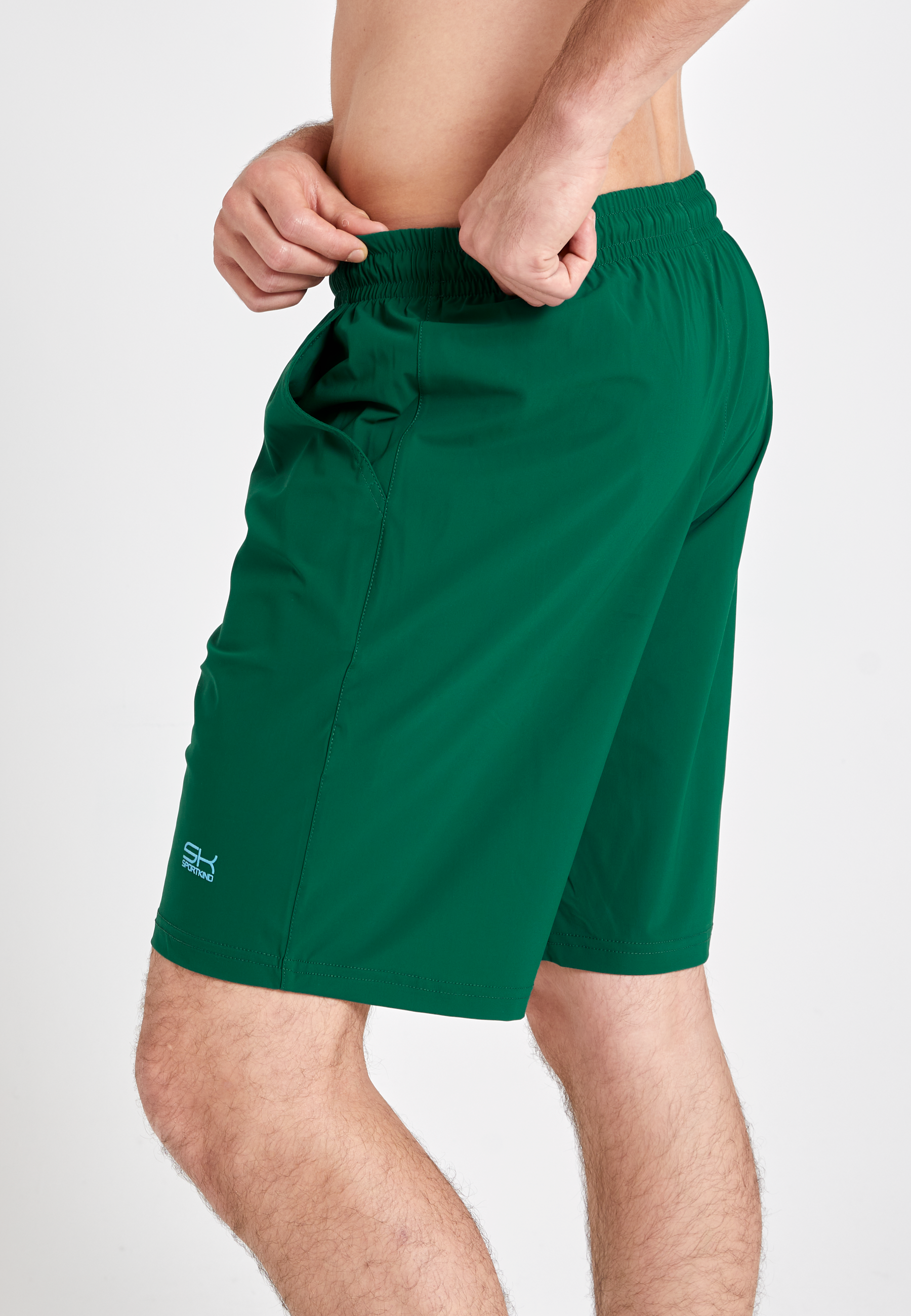 Jungen & Herren Tennis Shorts lang, tannengrün von SPORTKIND